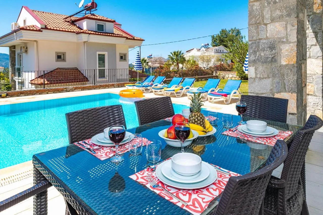 Yasam Park Rena Villalari Oeluedeniz Fethiye